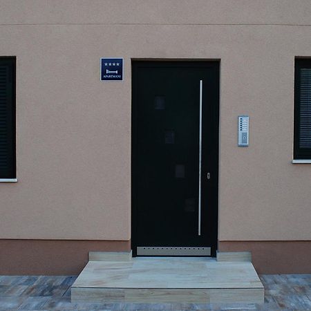 Apartments Dujic Tribalj Pokoj fotografie