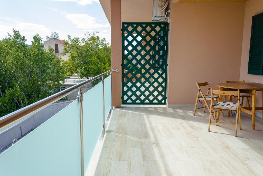 Apartments Dujic Tribalj Pokoj fotografie