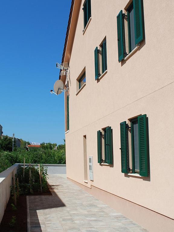 Apartments Dujic Tribalj Pokoj fotografie